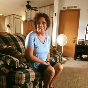 Meet your Posher, Vicky